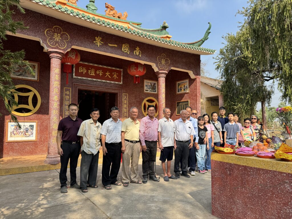 柬埔寨济阳蔡氏宗亲总会举行酬神敬拜仪式