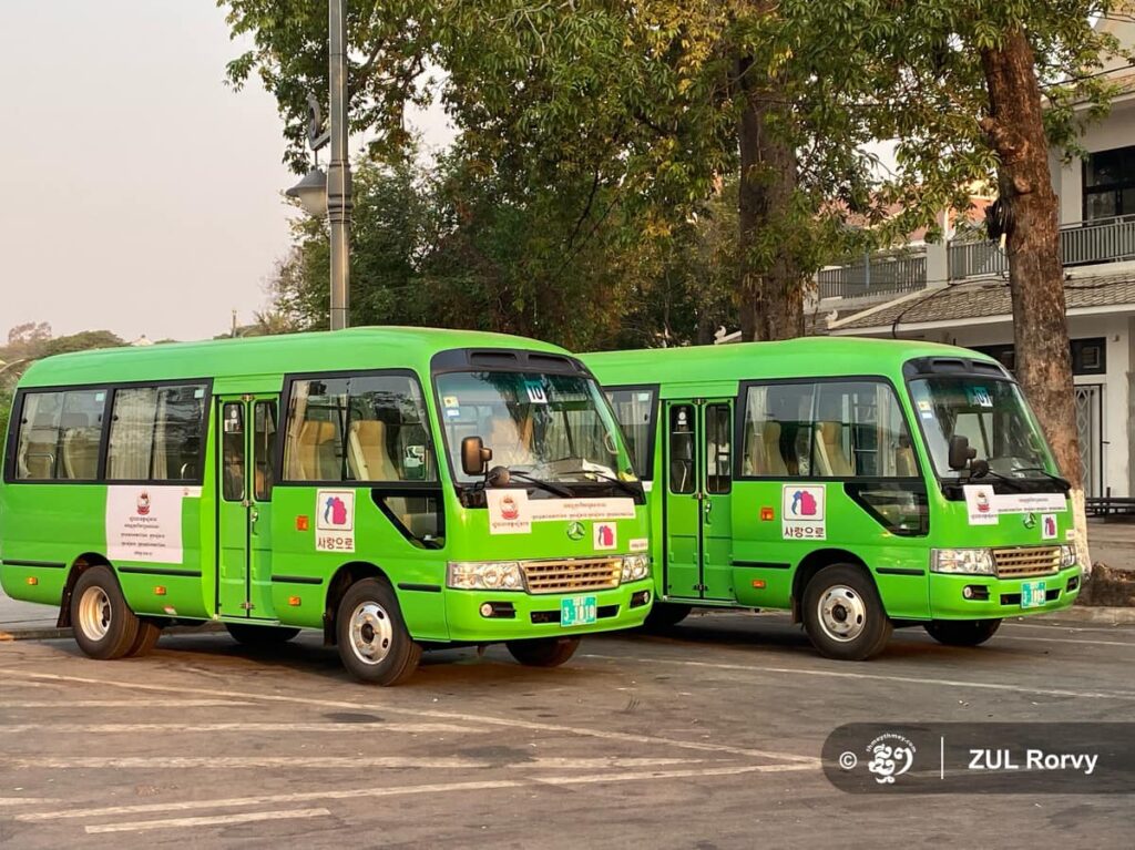暹粒市至隆达艾市开通公交线路