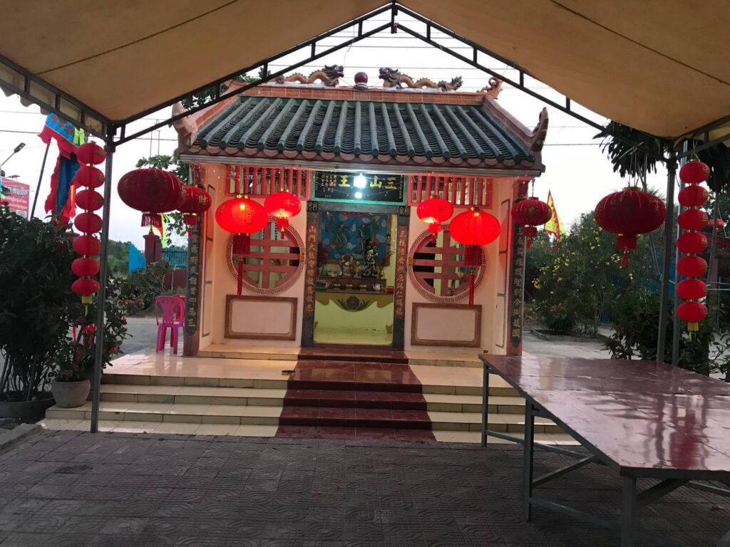 近夺市三山国王庙3月3日举行庆元宵游神活动