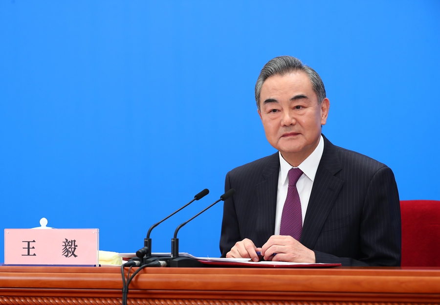 评论：王毅外长来访 柬中深化合作将迎新篇章