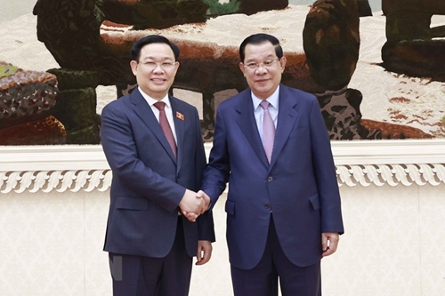 越南国会主席致电祝贺洪森亲王当选参议院主席