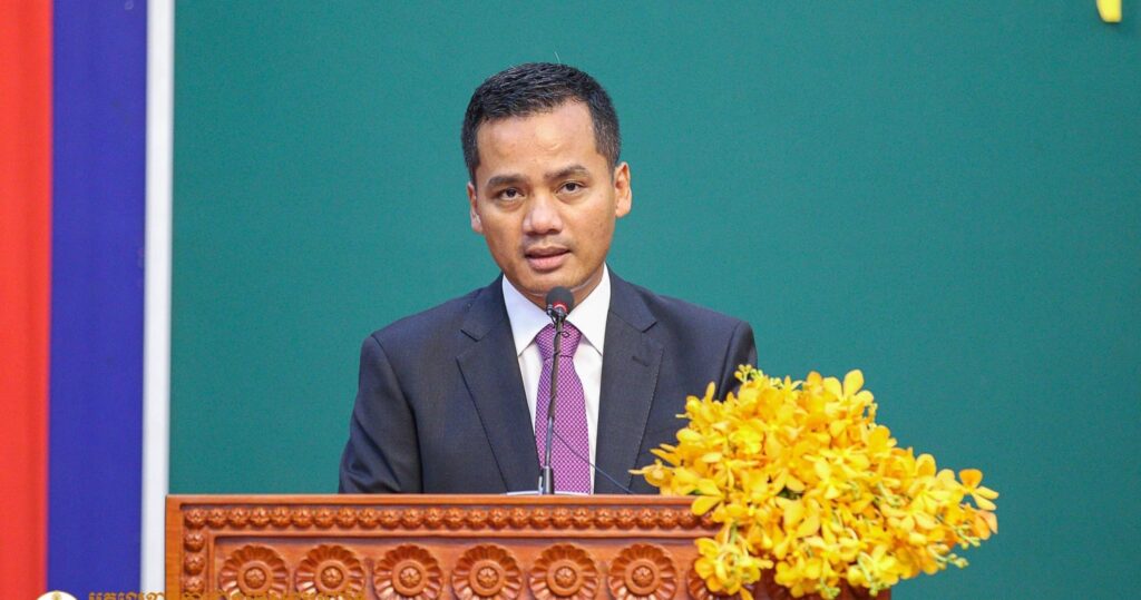 内政部长苏速卡下令严查私放偷渡者事件